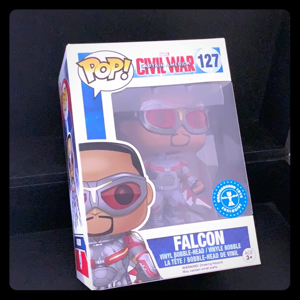 Pop Marvel Falcon vinyl bobble head #127
